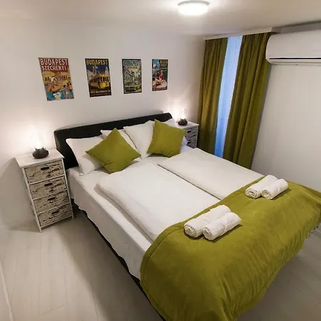 Premium By Hi5 - Szent Istvan 9 *