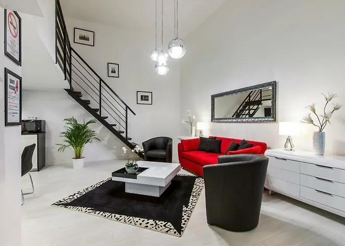 Premium By Hi5 - Szent Istvan 9 *